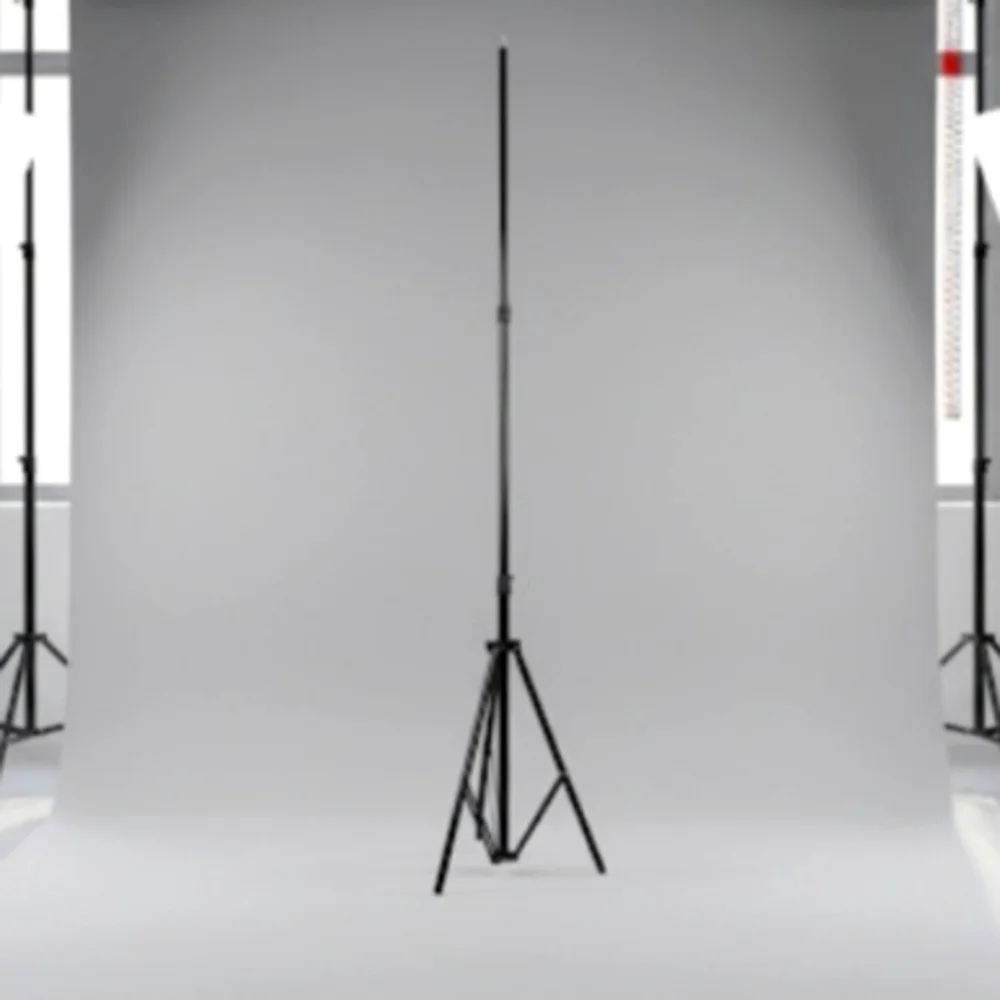 NEEWER PROFESSIONAL ADJUSTABLE PHOTOGRAPHY LIGHT STAND.